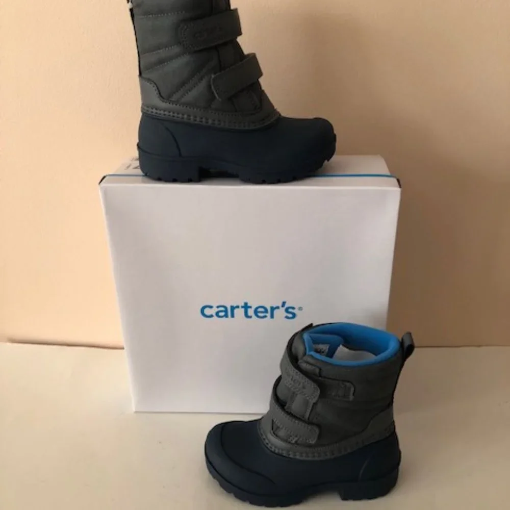 CARTERS Deltha Lug Sole Boot. Waterproof snow boot for boy or girl. Size: 7, 9 - Picture 7 of 11